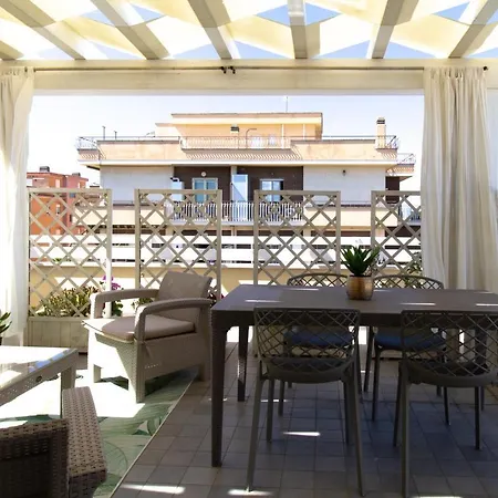 Attico Centralissimo Vista Mare Apartment